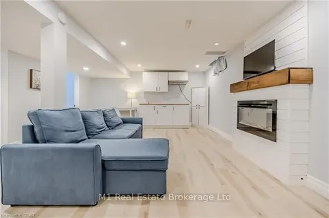 106 Woodlawn Road E Guelph ON N1E 1B7