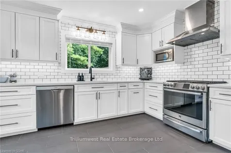 52 Braun Street Kitchener ON N2H 3R4