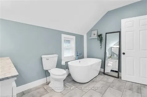 52 Braun Street Kitchener ON N2H 3R4