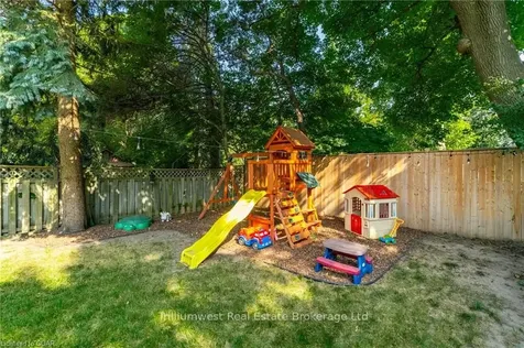 52 Braun Street Kitchener ON N2H 3R4
