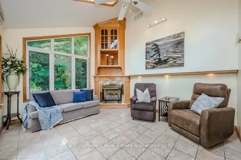 34 Manor Park Crescent Guelph ON N1G 1A1