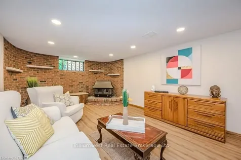 34 Manor Park Crescent Guelph ON N1G 1A1