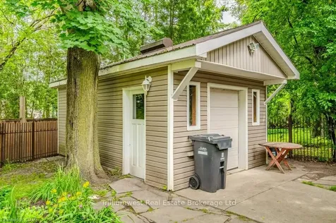 34 Manor Park Crescent Guelph ON N1G 1A1