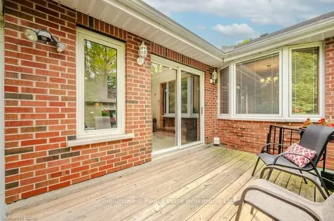 34 Manor Park Crescent Guelph ON N1G 1A1