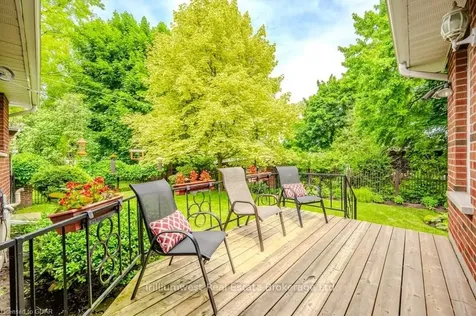 34 Manor Park Crescent Guelph ON N1G 1A1