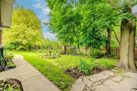 34 Manor Park Crescent Guelph ON N1G 1A1