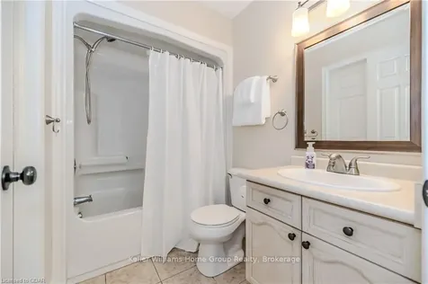 116 Country Club Drive Cambridge ON N1T 2B4