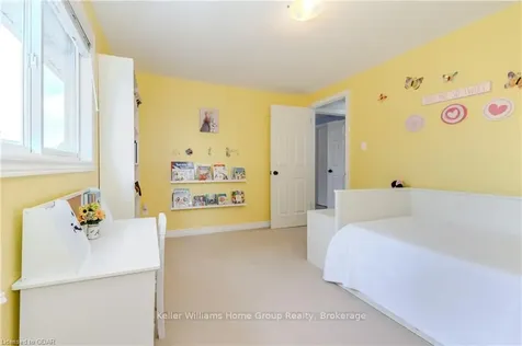 116 Country Club Drive Cambridge ON N1T 2B4