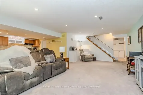 116 Country Club Drive Cambridge ON N1T 2B4