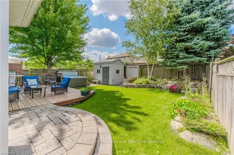 116 Country Club Drive Cambridge ON N1T 2B4