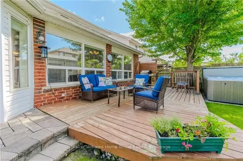 116 Country Club Drive Cambridge ON N1T 2B4