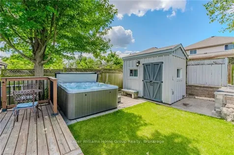 116 Country Club Drive Cambridge ON N1T 2B4