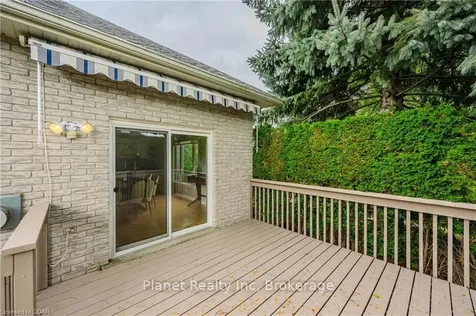 49 Cherry Blossom Circle Guelph ON N1G 4X7