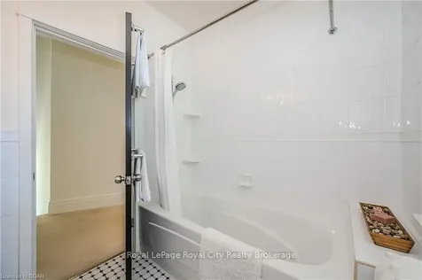 19 Liverpool Street Guelph ON N1H 2K8