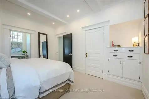 19 Liverpool Street Guelph ON N1H 2K8