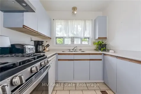 171 Adelaide Street Wellington North ON N0G 1A0