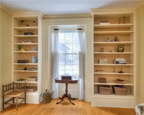 240 Union Street W Centre Wellington ON N1M 1V4