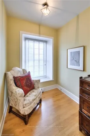 240 Union Street W Centre Wellington ON N1M 1V4