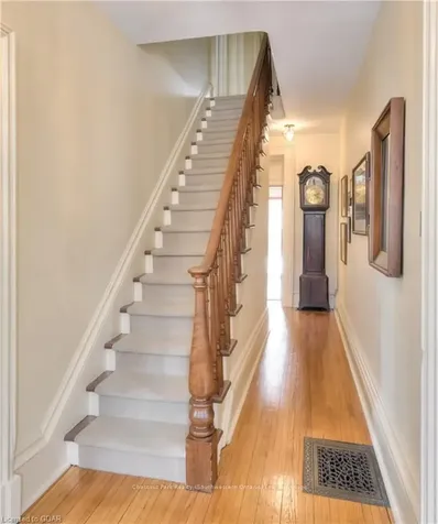 240 Union Street W Centre Wellington ON N1M 1V4