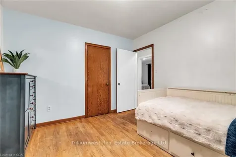 11 Cadillac Drive Guelph ON N1E 2B4
