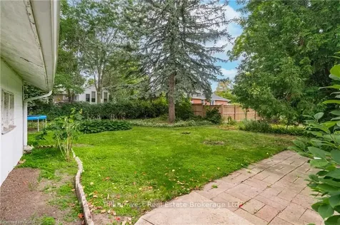 11 Cadillac Drive Guelph ON N1E 2B4