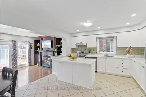 11 Frankfurt Street Kitchener ON N2R 1T5