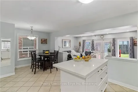 11 Frankfurt Street Kitchener ON N2R 1T5