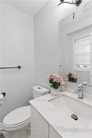 11 Frankfurt Street Kitchener ON N2R 1T5