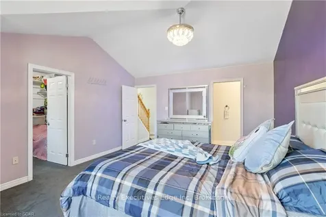11 Frankfurt Street Kitchener ON N2R 1T5
