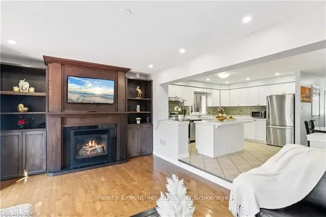 11 Frankfurt Street Kitchener ON N2R 1T5