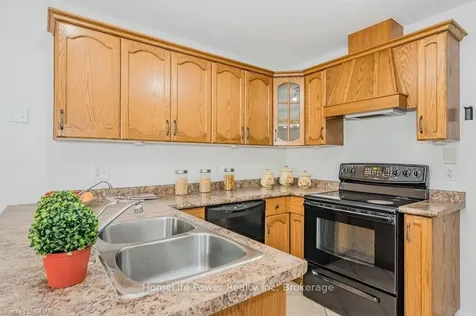 28 Drohan Drive Guelph ON N1G 5J8