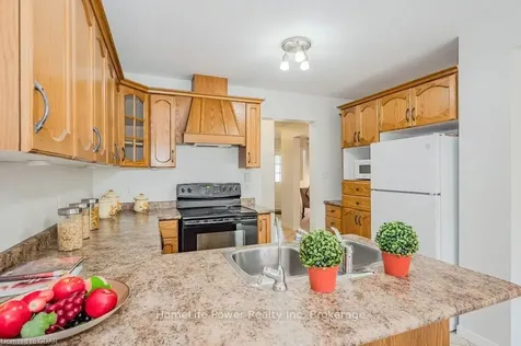 28 Drohan Drive Guelph ON N1G 5J8