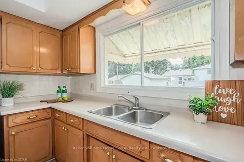 48 Brentwood Drive Guelph ON N1H 5M7