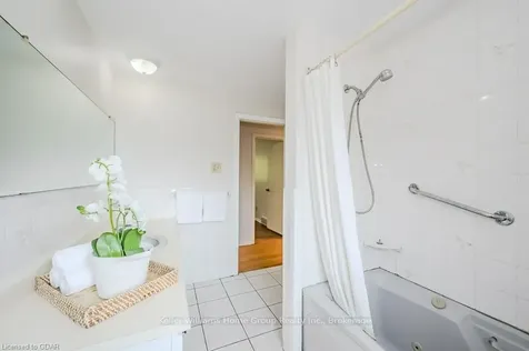 48 Brentwood Drive Guelph ON N1H 5M7