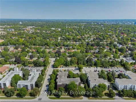 10 Ajax Street Guelph ON N1H 7N6