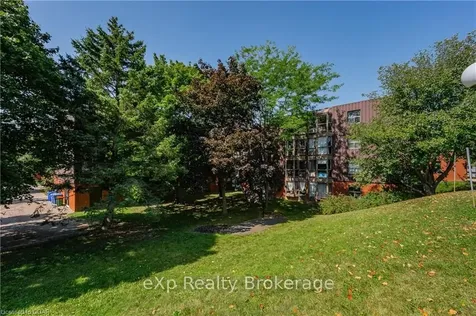 10 Ajax Street Guelph ON N1H 7N6