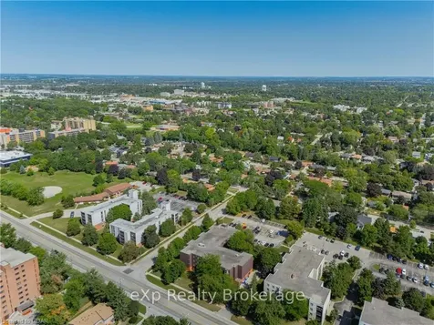 10 Ajax Street Guelph ON N1H 7N6
