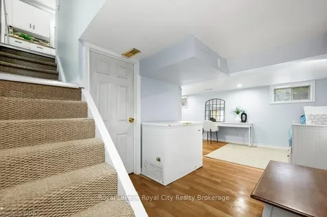 100 Kingsmill Avenue Guelph ON N1E 5W2