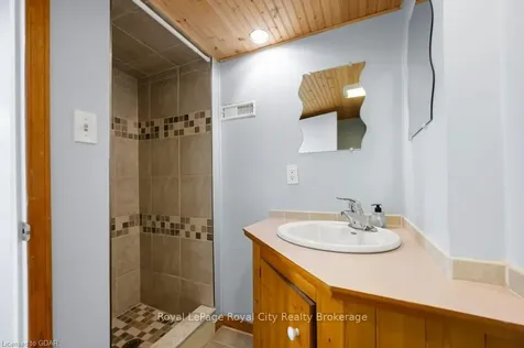 100 Kingsmill Avenue Guelph ON N1E 5W2