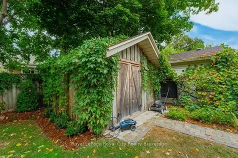 100 Kingsmill Avenue Guelph ON N1E 5W2