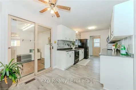 255 Camille Crescent Waterloo ON N2K 3B7