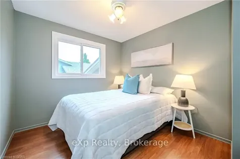 255 Camille Crescent Waterloo ON N2K 3B7