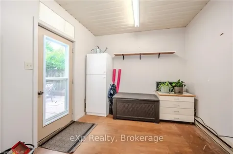 255 Camille Crescent Waterloo ON N2K 3B7