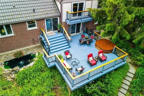 68 Water Street E Centre Wellington ON N0B 1S0