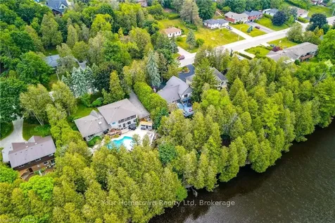 68 Water Street E Centre Wellington ON N0B 1S0