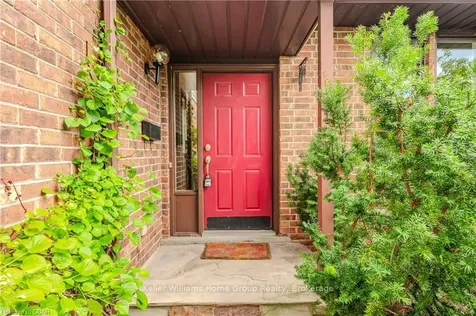11 Wiltshire Place Guelph ON N1H 8B1