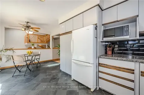 11 Wiltshire Place Guelph ON N1H 8B1