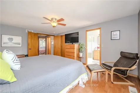 11 Wiltshire Place Guelph ON N1H 8B1
