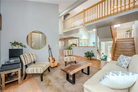 11 Wiltshire Place Guelph ON N1H 8B1