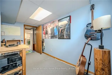 11 Wiltshire Place Guelph ON N1H 8B1